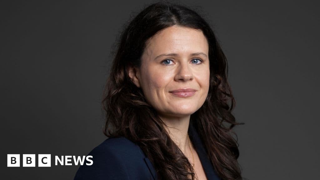 Navy investigated links between nuclear sub commander and MP